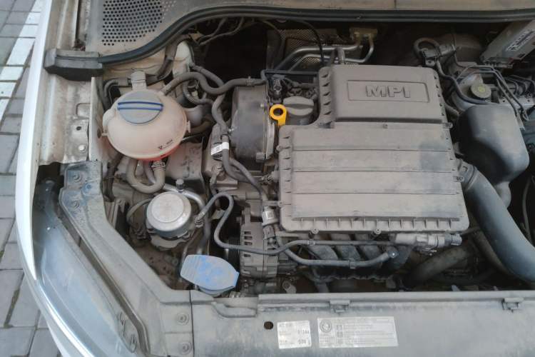 Used Volkswagen Santana 2021 1.5L Manual Fashion Edition Engine Bay Right