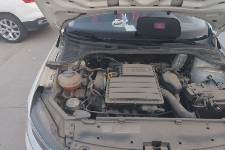 Used Volkswagen Santana 2021 1.5L Manual Fashion Edition Engine Bay Right