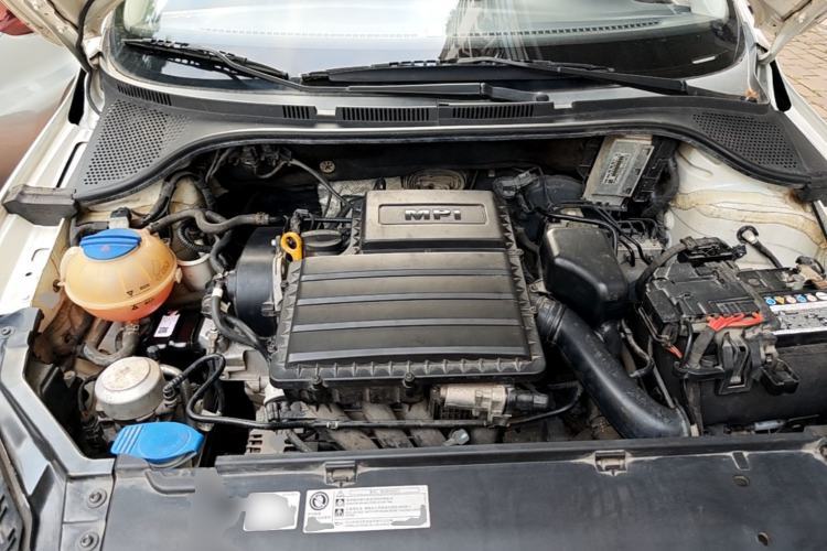 Used Volkswagen Santana 2021 1.5L Automatic Fashion Edition Engine Bay