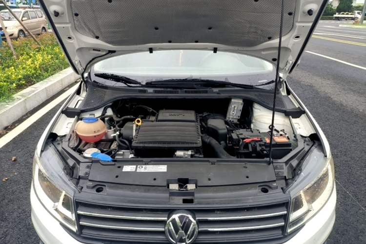 Used Volkswagen Santana 2021 1.5L Manual Fashion Edition Engine Bay