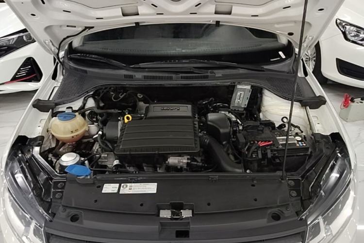 Used Volkswagen Santana 2021 1.5L Automatic Fashion Edition Engine Bay