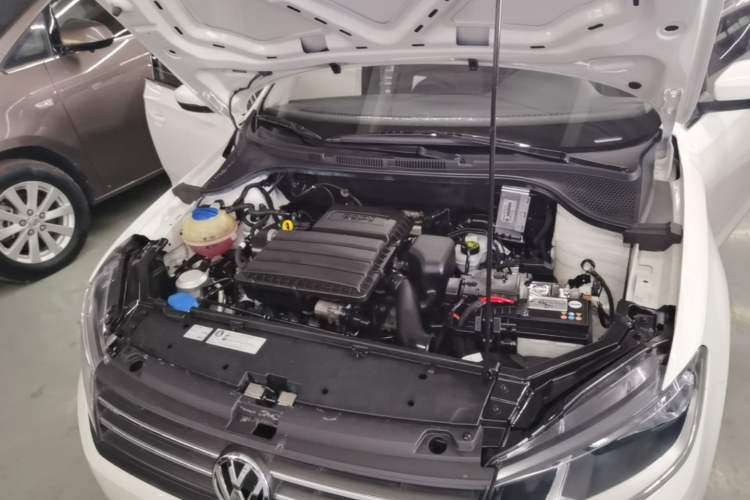 Used Volkswagen Santana 2021 1.5L Automatic Fashion Edition Engine Bay