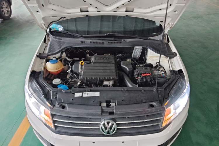 Used Volkswagen Santana 2021 1.5L Automatic Fashion Edition Engine Bay