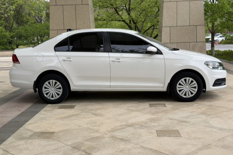 Used Volkswagen Santana 2021 1.5L Manual Fashion Edition Exterior 1
