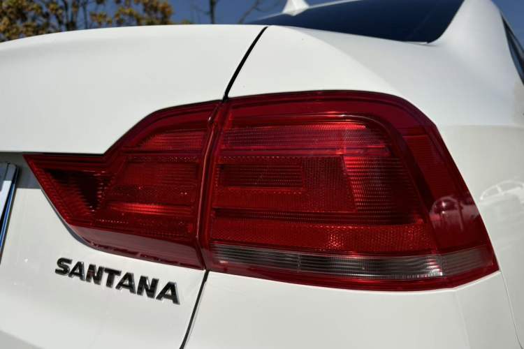 Used Volkswagen Santana 2021 1.5L Manual Fashion Edition Exterior 12