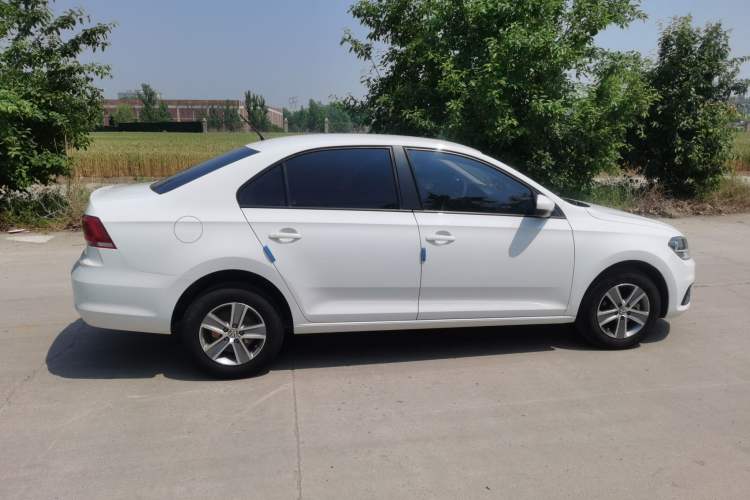 Used Volkswagen Santana 2021 1.5L Automatic Fashion Edition Exterior 2