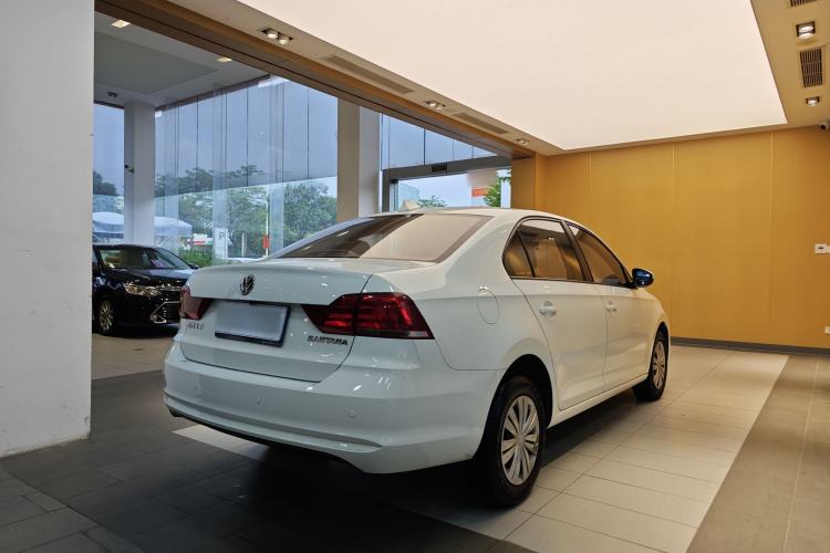Used Volkswagen Santana 2021 1.5L Automatic Fashion Edition Exterior 2