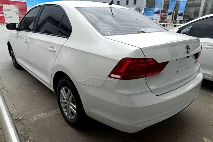 Used Volkswagen Santana 2021 1.5L Manual Fashion Edition Exterior 2