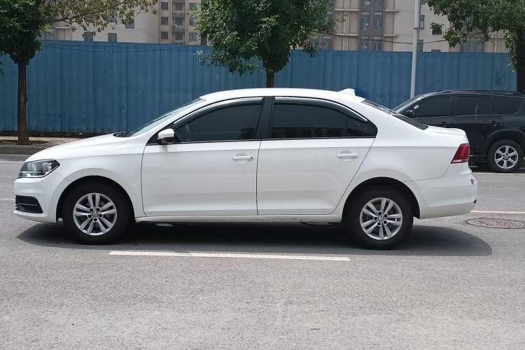 Used Volkswagen Santana 2021 1.5L Automatic Fashion Edition Exterior 3