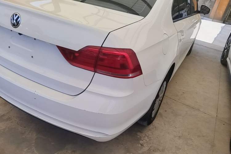 Used Volkswagen Santana 2021 1.5L Manual Fashion Edition Exterior 3