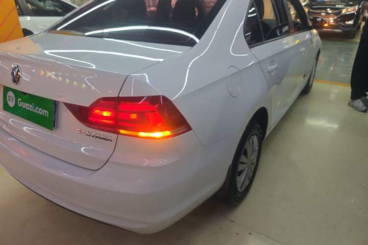 Used Volkswagen Santana 2021 1.5L Manual Fashion Edition Exterior 3