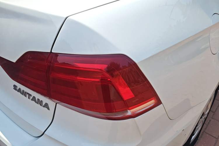 Used Volkswagen Santana 2021 1.5L Manual Fashion Edition Exterior 3
