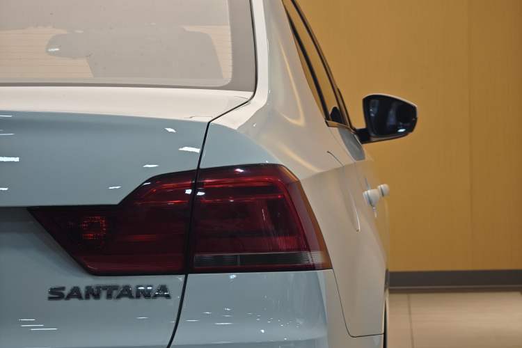 Used Volkswagen Santana 2021 1.5L Automatic Fashion Edition Exterior 3