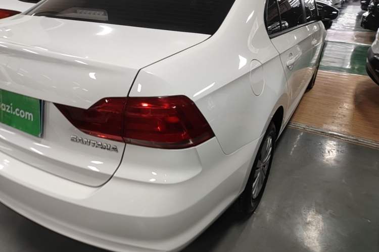 Used Volkswagen Santana 2021 1.5L Manual Fashion Edition Exterior 3