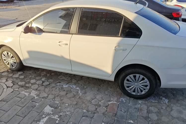 Used Volkswagen Santana 2021 1.5L Automatic Fashion Edition Exterior 3