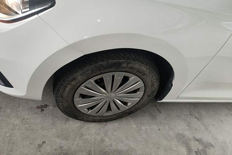 Used Volkswagen Santana 2021 1.5L Automatic Fashion Edition Exterior 4