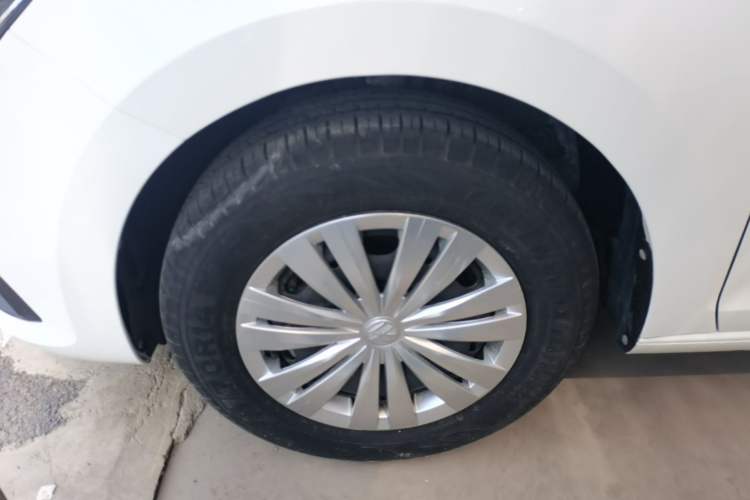 Used Volkswagen Santana 2021 1.5L Manual Fashion Edition Exterior 4