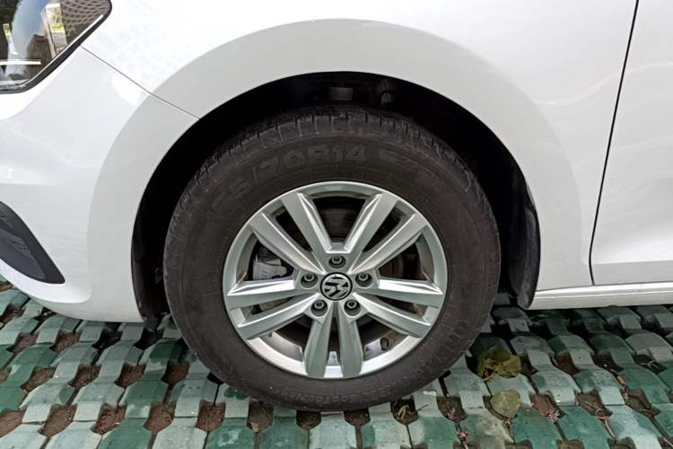 Used Volkswagen Santana 2021 1.5L Manual Fashion Edition Exterior 4