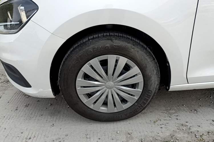 Used Volkswagen Santana 2021 1.5L Manual Fashion Edition Exterior 4