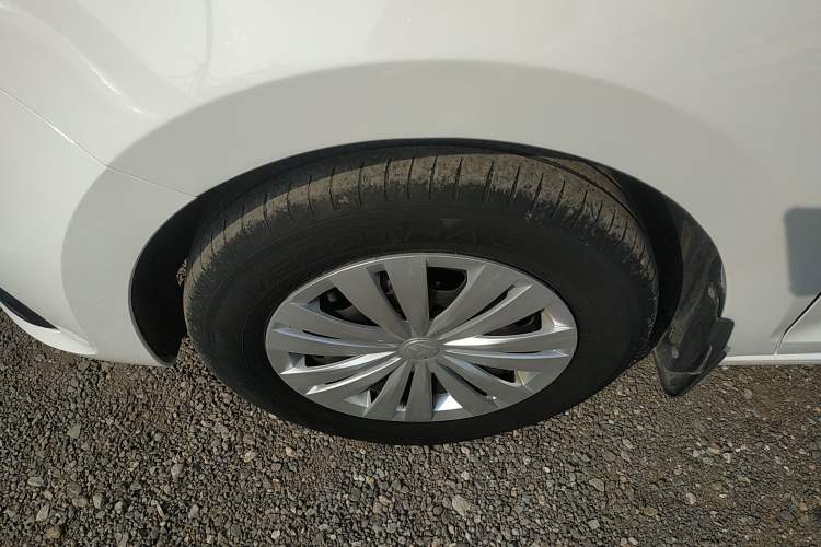 Used Volkswagen Santana 2021 1.5L Manual Fashion Edition Exterior 4
