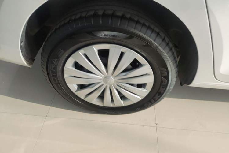 Used Volkswagen Santana 2021 1.5L Automatic Fashion Edition Exterior 5