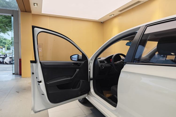 Used Volkswagen Santana 2021 1.5L Automatic Fashion Edition Exterior 6