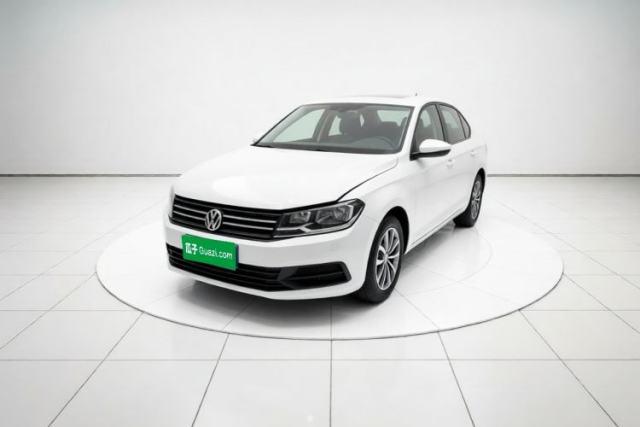 Ojetý Volkswagen Santana 2021 1.5L Manual Fashion Edition
