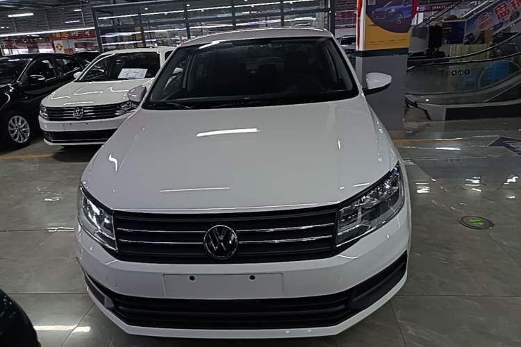 Used Volkswagen Santana 2021 1.5L Manual Fashion Edition Front