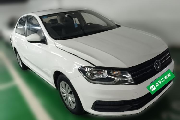 Used Volkswagen Santana 2021 1.5L Automatic Fashion Edition Front Right 45 Deg