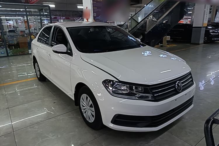 Used Volkswagen Santana 2021 1.5L Manual Fashion Edition Front Right 45 Deg