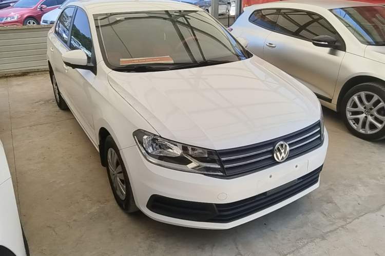 Used Volkswagen Santana 2021 1.5L Manual Fashion Edition Front Right 45 Deg