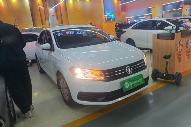 Used Volkswagen Santana 2021 1.5L Manual Fashion Edition Front Right 45 Deg