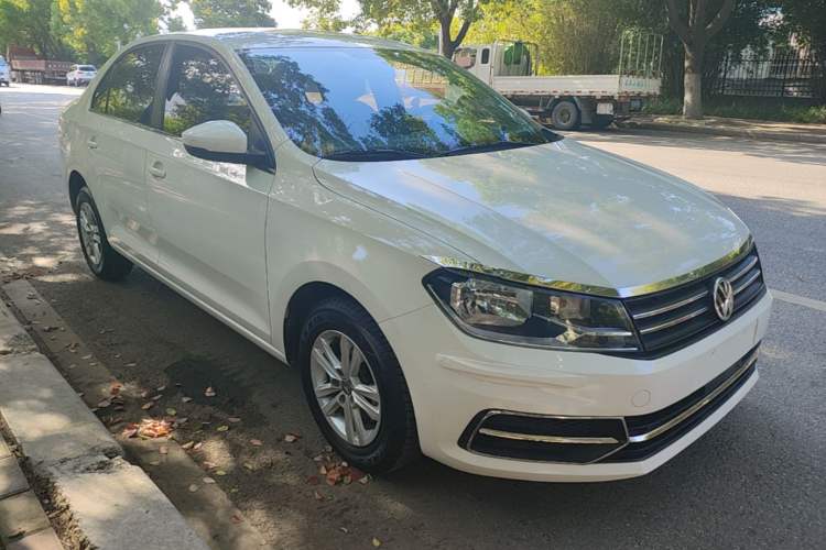 Used Volkswagen Santana 2021 1.5L Automatic Fashion Edition Front Right 45 Deg