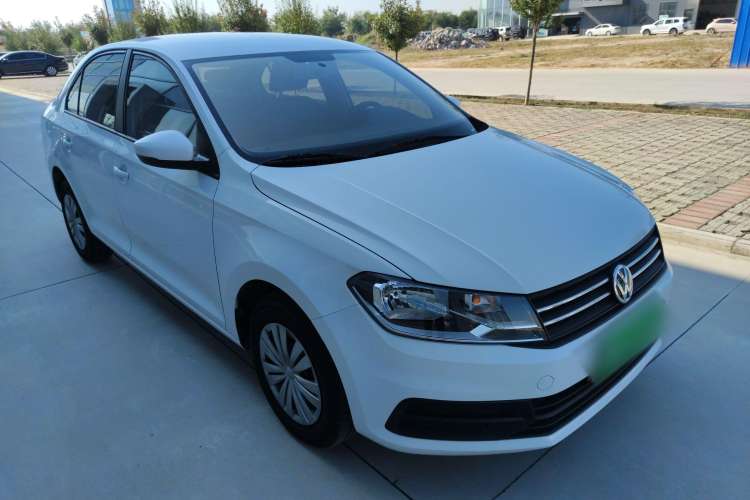 Used Volkswagen Santana 2021 1.5L Manual Fashion Edition Front Right 45 Deg