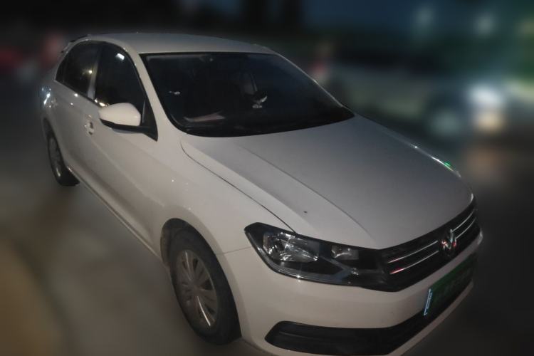 Used Volkswagen Santana 2021 1.5L Manual Fashion Edition Front Right 45 Deg