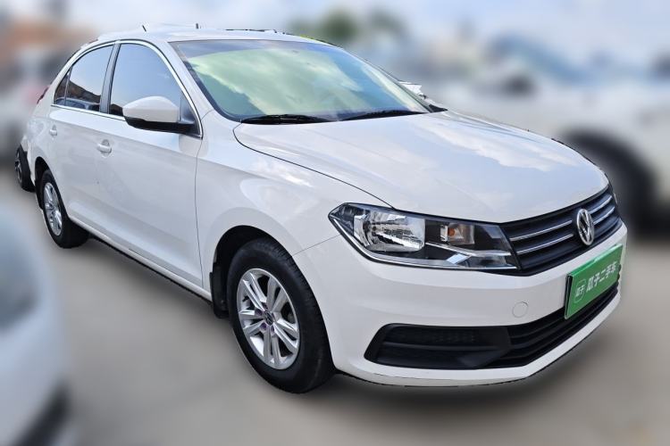 Used Volkswagen Santana 2021 1.5L Manual Fashion Edition Front Right 45 Deg