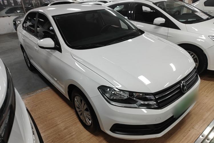 Used Volkswagen Santana 2021 1.5L Manual Fashion Edition Front Right 45 Deg