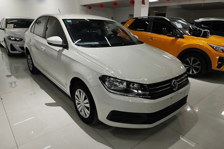 Used Volkswagen Santana 2021 1.5L Automatic Fashion Edition Front Right 45 Deg