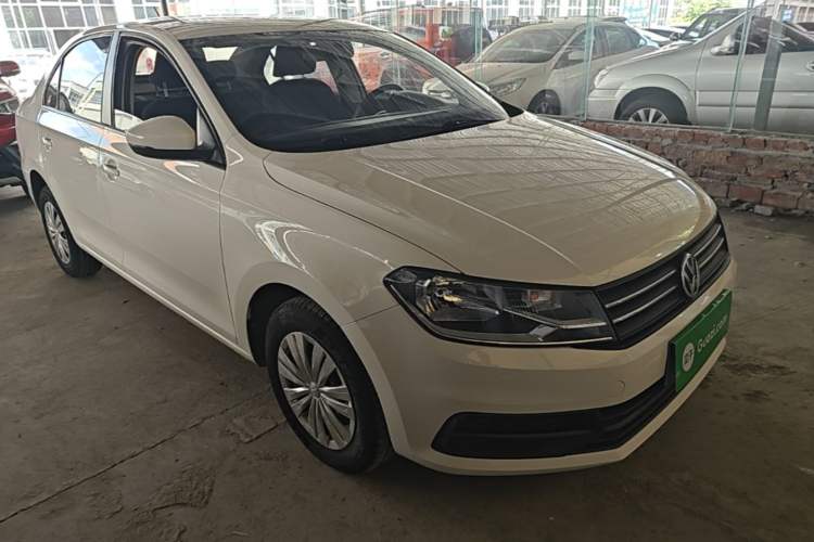 Used Volkswagen Santana 2021 1.5L Manual Fashion Edition Front Right 45 Deg