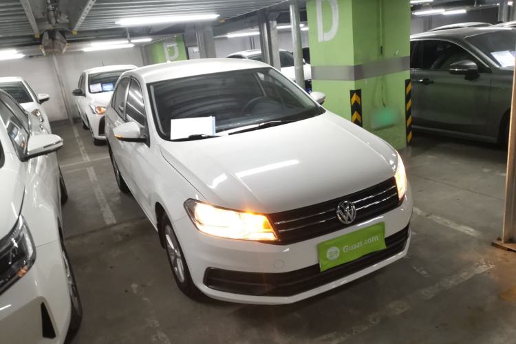 Used Volkswagen Santana 2021 1.5L Automatic Fashion Edition Front Right 45 Deg