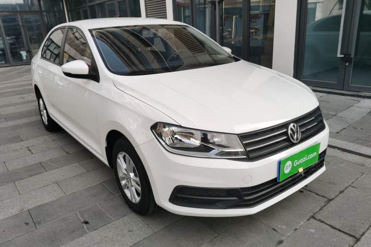 Used Volkswagen Santana 2021 1.5L Manual Fashion Edition Front Right 45 Deg