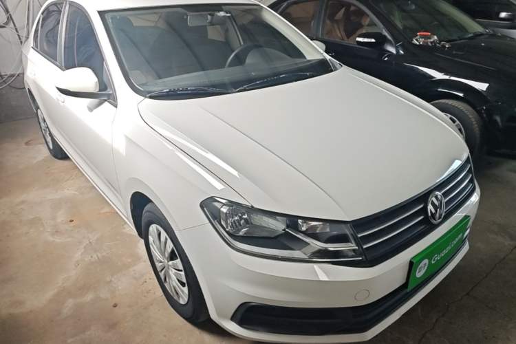 Used Volkswagen Santana 2021 1.5L Manual Fashion Edition Front Right 45 Deg