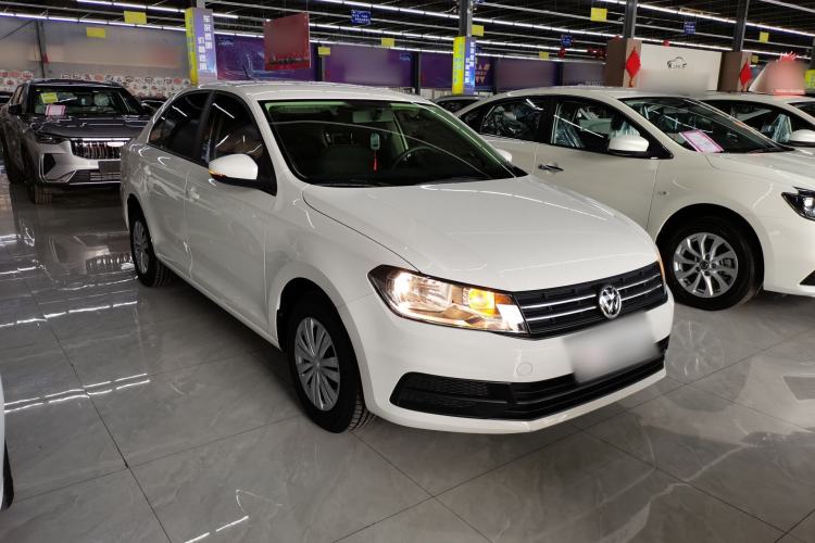 Used Volkswagen Santana 2021 1.5L Automatic Fashion Edition Front Right 45 Deg