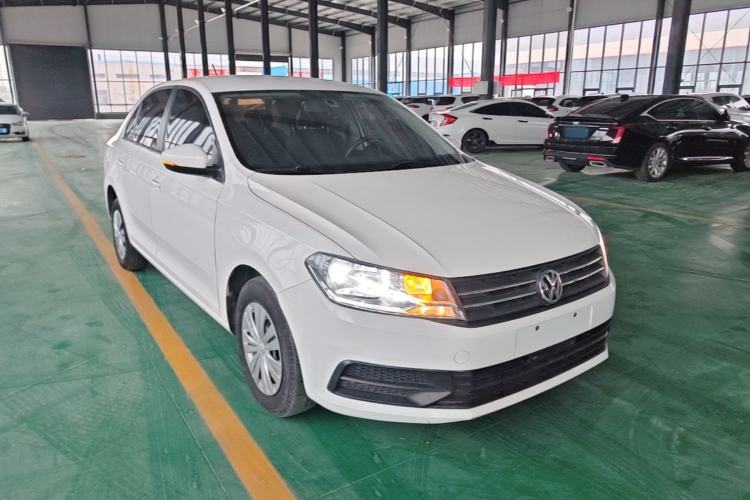 Used Volkswagen Santana 2021 1.5L Automatic Fashion Edition Front Right 45 Deg