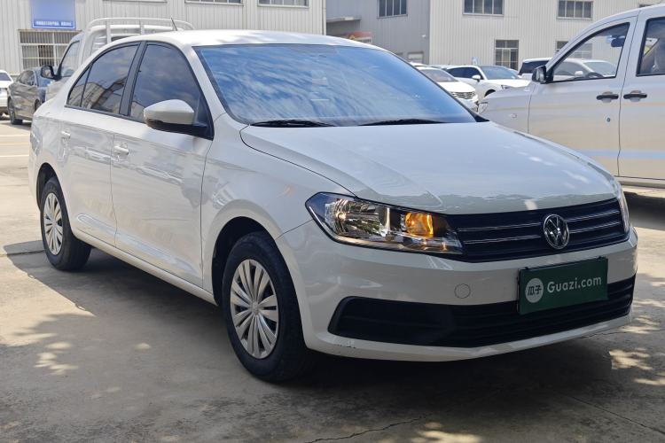 Used Volkswagen Santana 2021 1.5L Automatic Fashion Edition Front Right 45 Deg