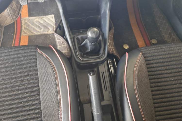Used Volkswagen Santana 2021 1.5L Manual Fashion Edition Gear Lever