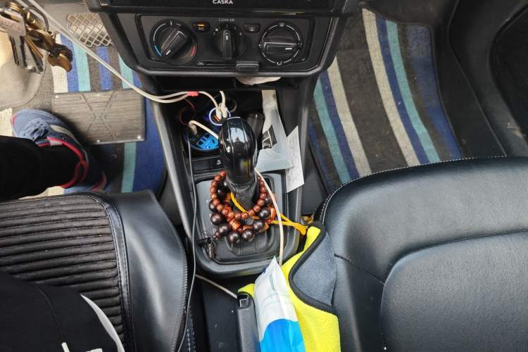 Used Volkswagen Santana 2021 1.5L Automatic Fashion Edition Gear Lever