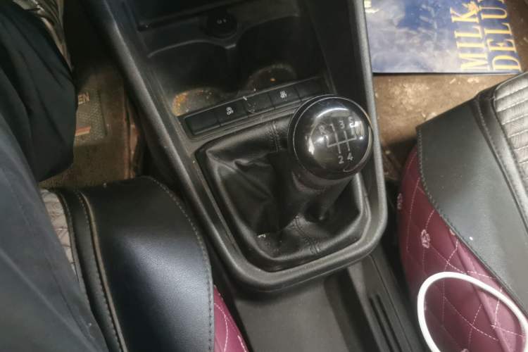 Used Volkswagen Santana 2021 1.5L Manual Fashion Edition Gear Lever