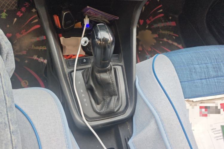 Used Volkswagen Santana 2021 1.5L Automatic Fashion Edition Gear Lever