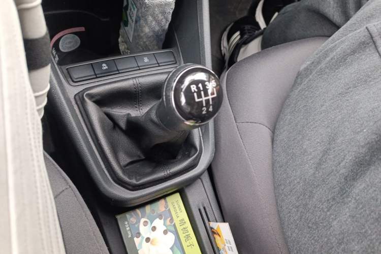 Used Volkswagen Santana 2021 1.5L Manual Fashion Edition Gear Lever